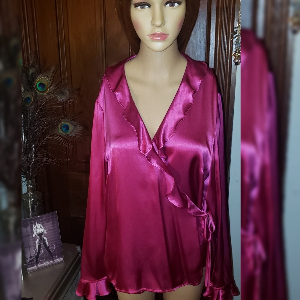 Ladies wrap blouse